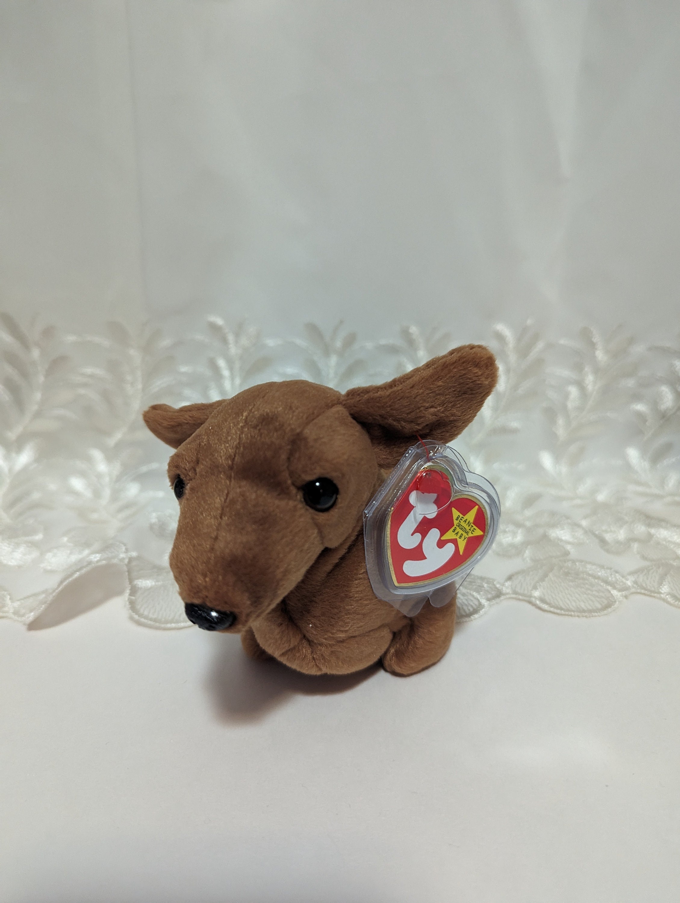 Ty Beanie Baby Weenie the Dog (8in)