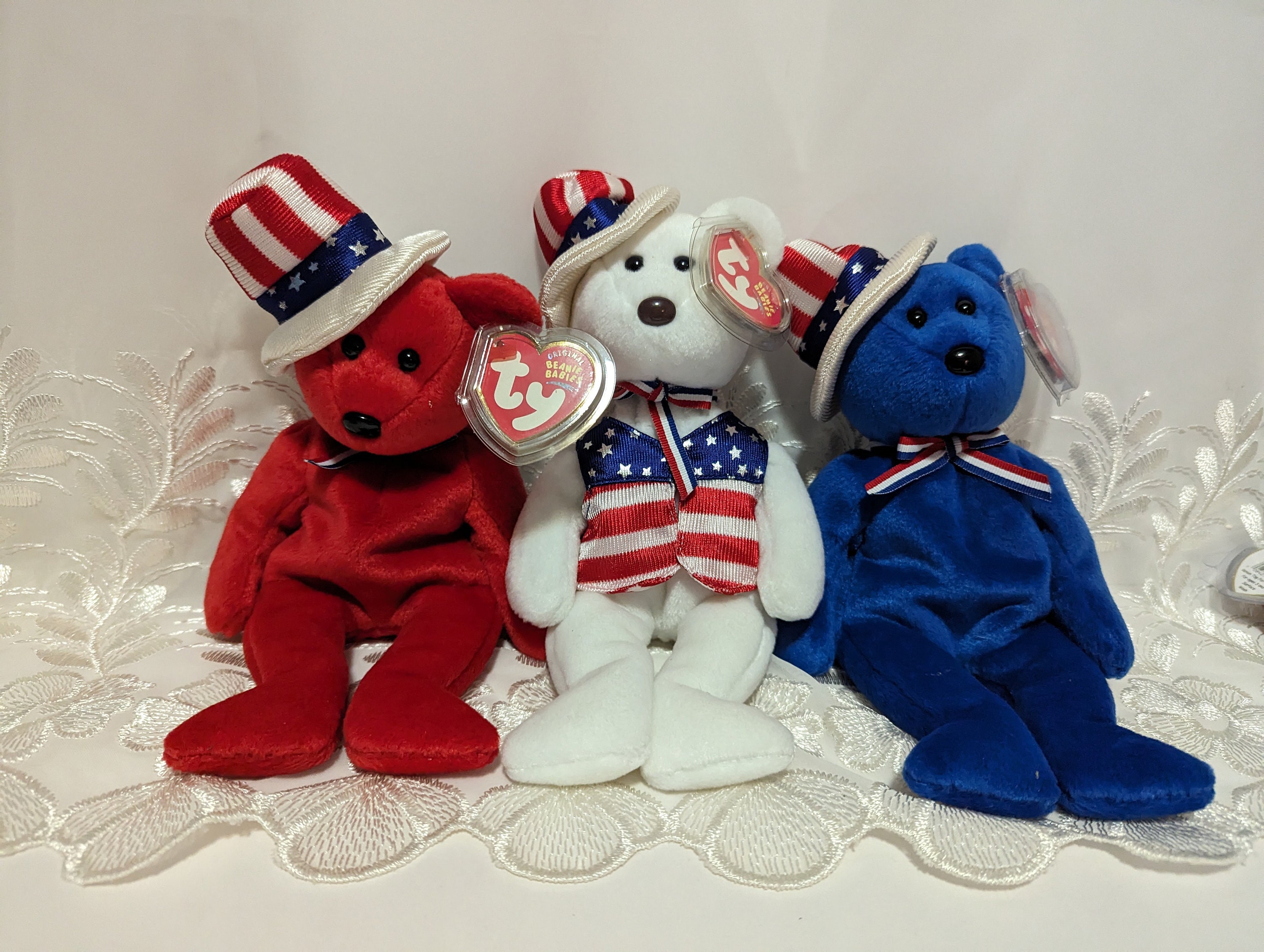 ヴィンテージ　赤い帽子のクマ抱き人形 Ty Beanie Babies アメリカのクマ - サム（赤）、サム（白）、サム（青