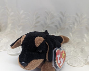 Ty Beanie Baby - Doby the Doberman Dog  (8in)