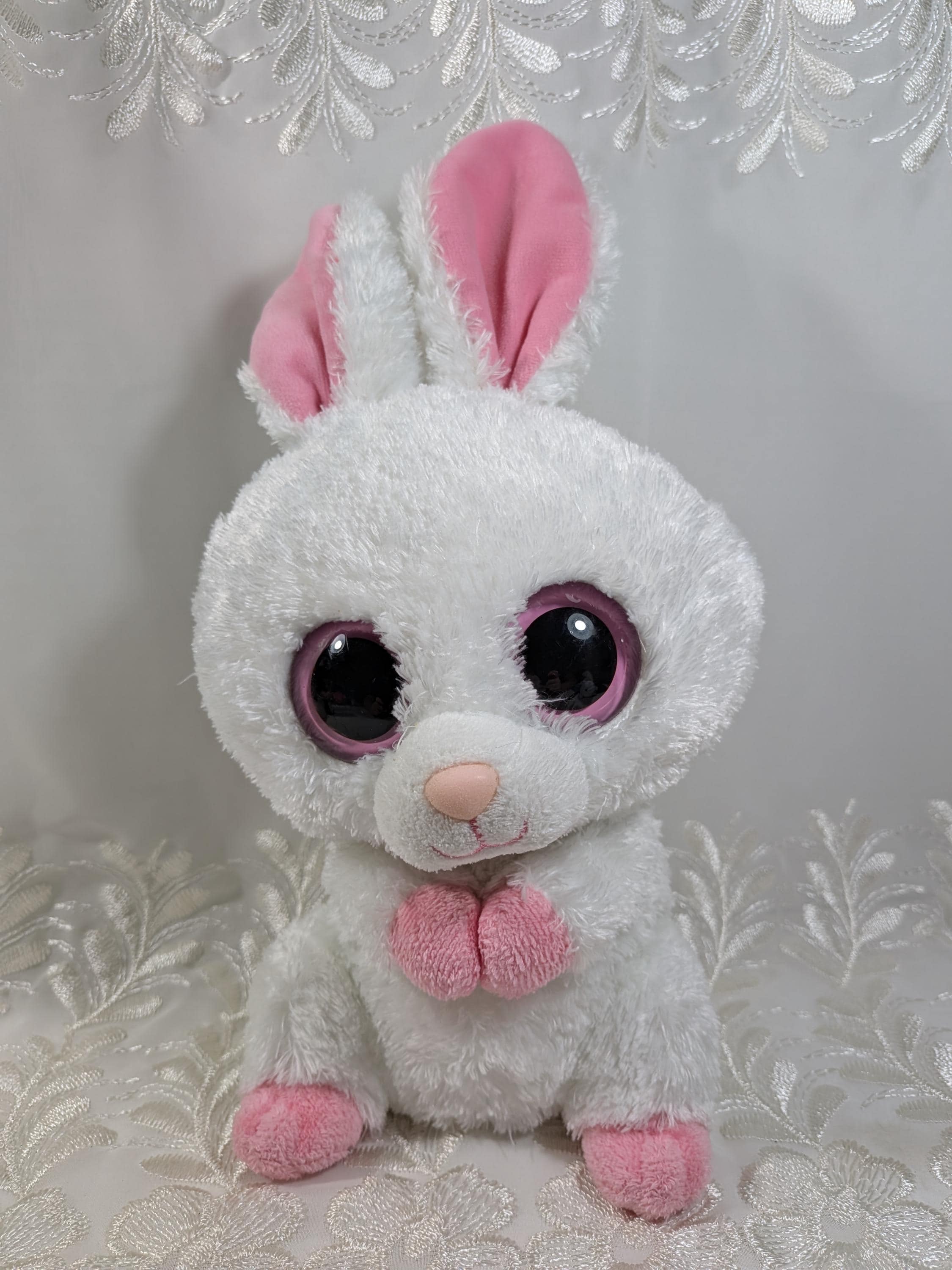 Ty Beanie Boo - Carrots the White Bunny Rabbit (9 In) *rare* First