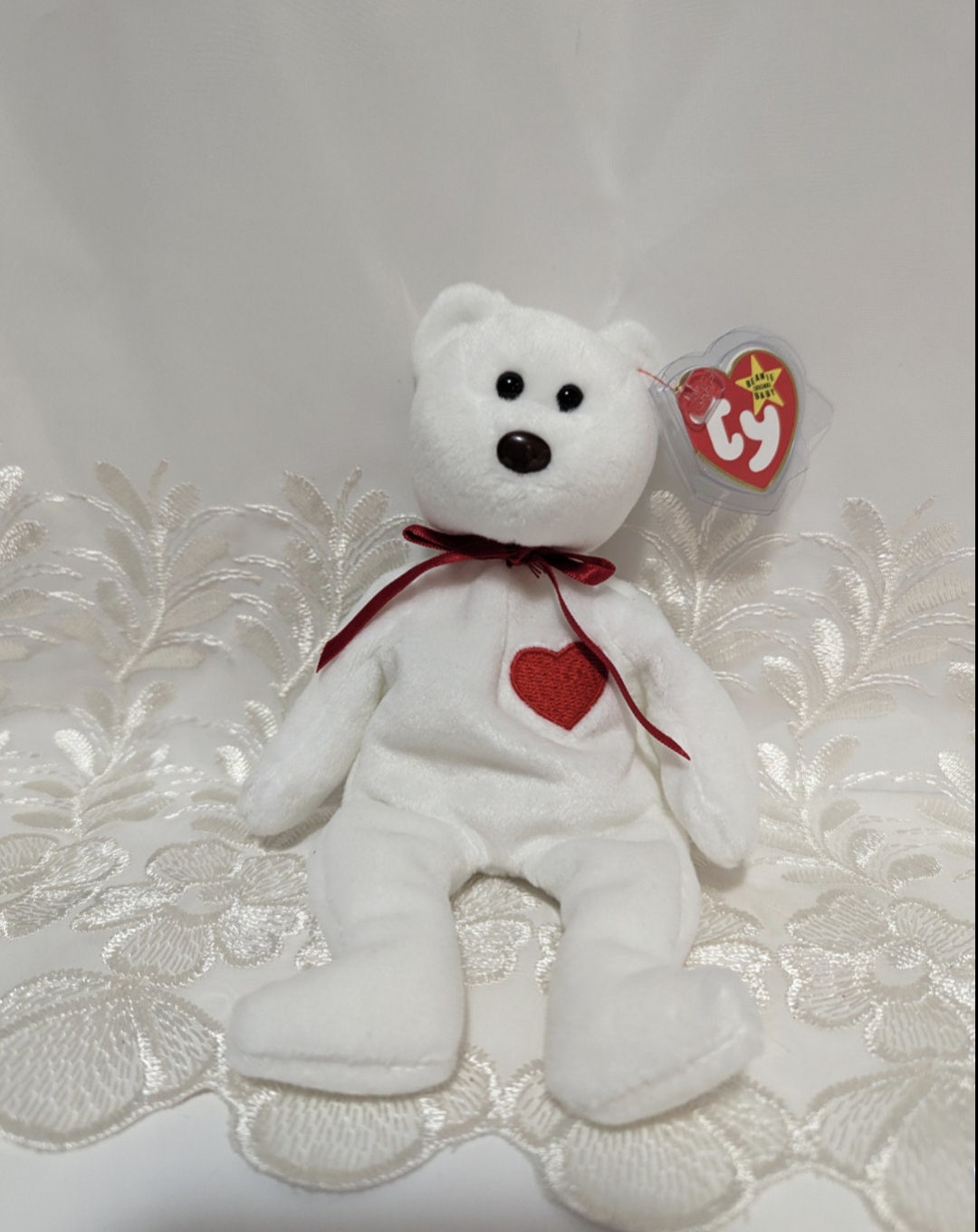 Ty Beanie Baby Valentino the Bear (8in) Canada