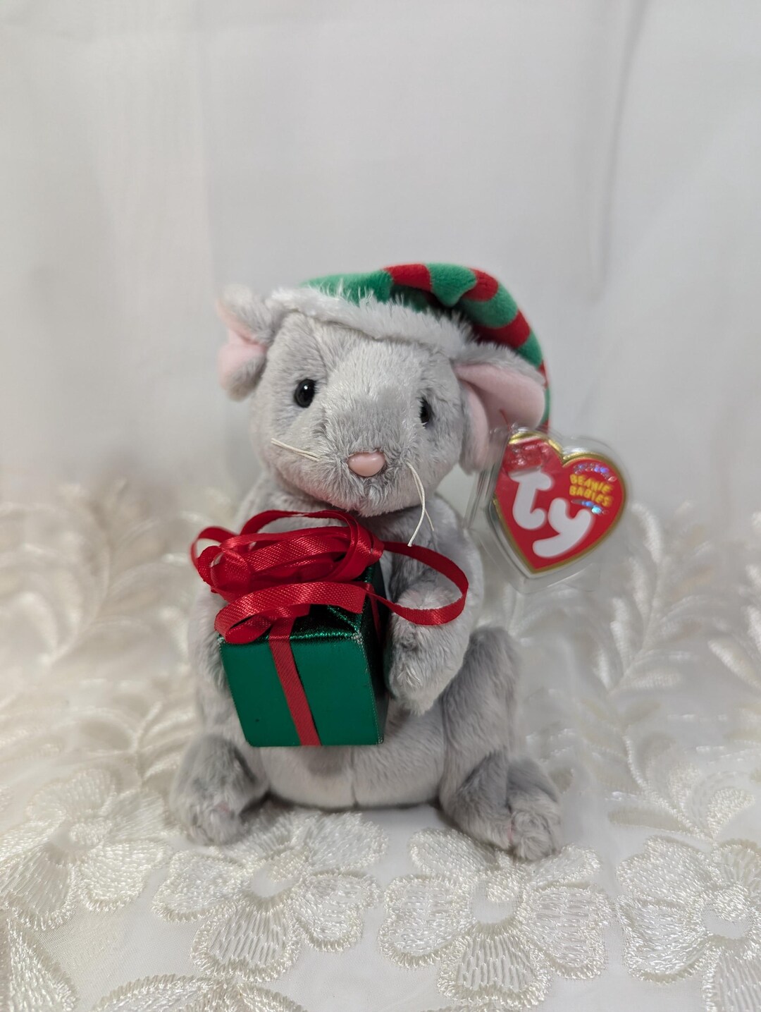 Ty Beanie Baby Tiny Tim the Christmas Mouse (7in) Near Mint