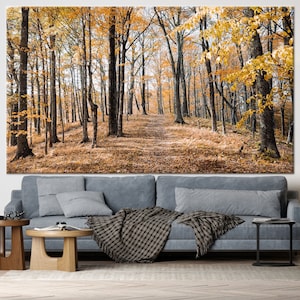 Arte mural de sendero forestal otoñal, lienzo con sendero otoñal, póster de naturaleza con hojas doradas, acogedor paisaje rústico.
