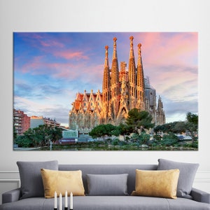 Sagrada Familia Wall Art, Barcelona Architecture Canvas Print for Travel Lovers, Large Canvas, Barcelona Cityscape Wall Decor,