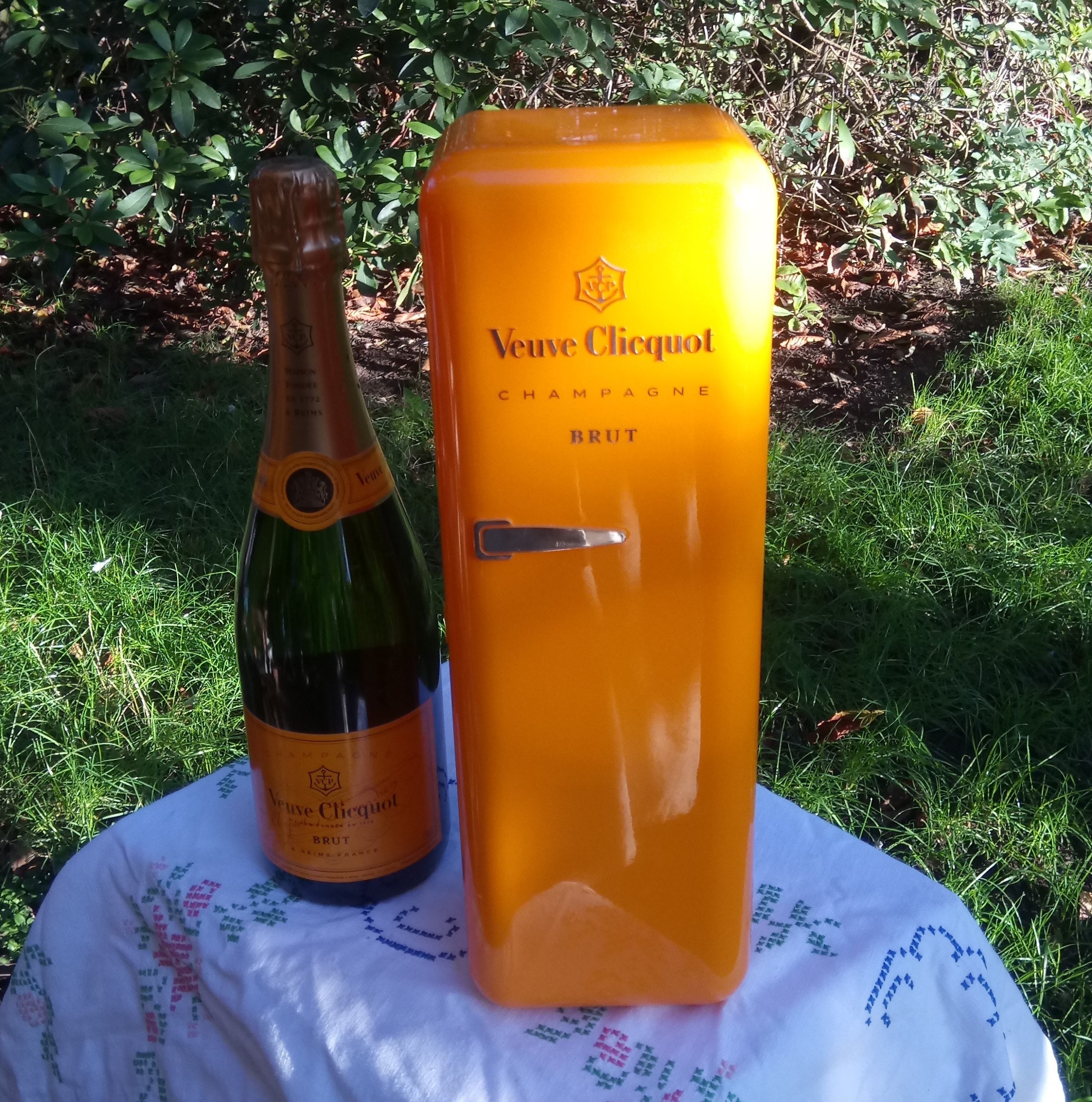 Very Rare : Veuve Clicquot Orange Fridge Box - for Champagne