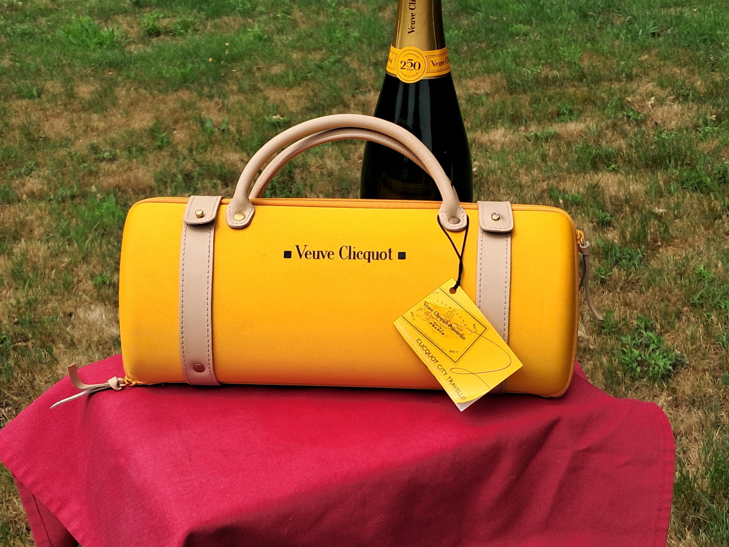 VEUVE CLICQUOT CHAMPAGNE Yellow City Traveller Tote, Carrier