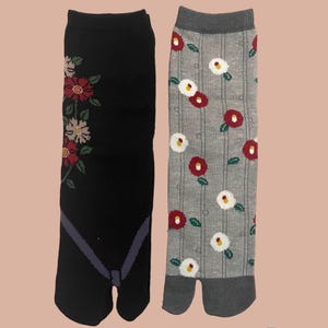 2 Pairs Women Japanese Tabi Socks - Hana Tabi Crew socks -Happiness women Socks - Japanese crew women tabi socks - Split-Toe socks R21
