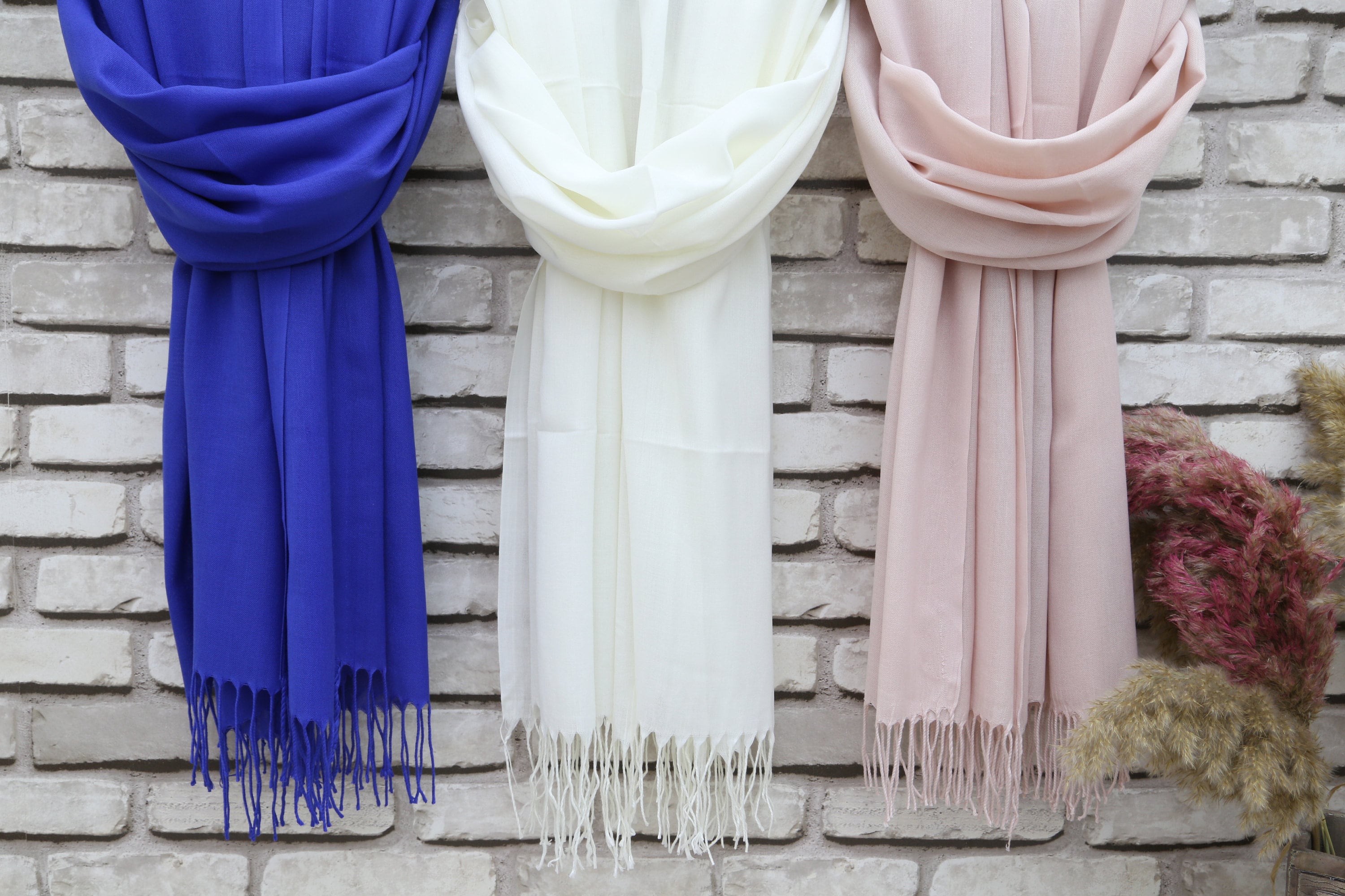 Wholesale pashmina scarves deals