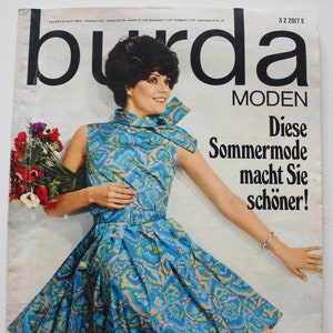 Burda Moden 4/ 1968 instructions, feuilles à découper, magazine de mode, livret de mode, magazine de couture, magazine de mode image 1