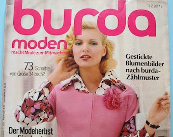 Burda Moden 8/ 1972 with instructions, patterns, fashion magazine, fashion magazine, sewing magazine, fashion magazine
