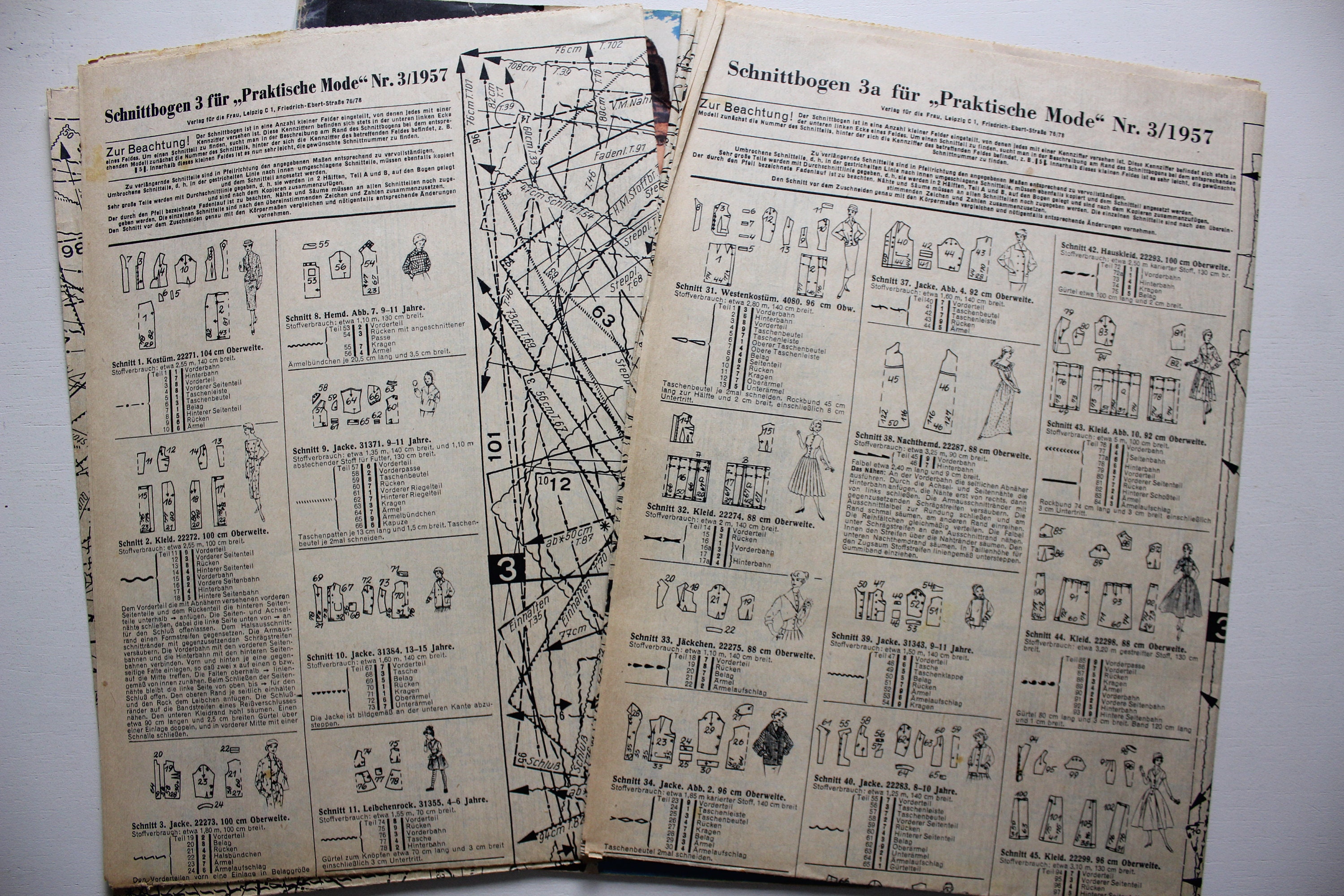 Practical Fashion Issue 3 / 1957, Fashion Magazine With Pattern