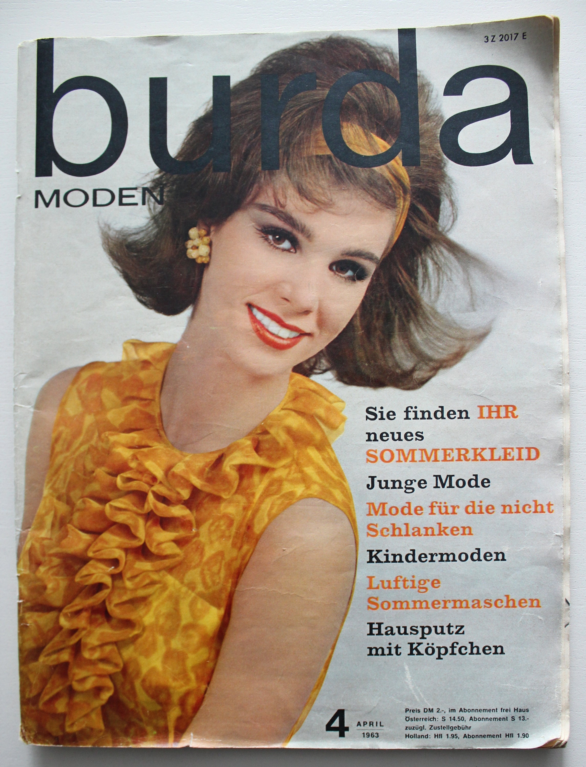 Burda Moden 4/ 1963 Instructions, Pattern Sheets, Fashion Magazine