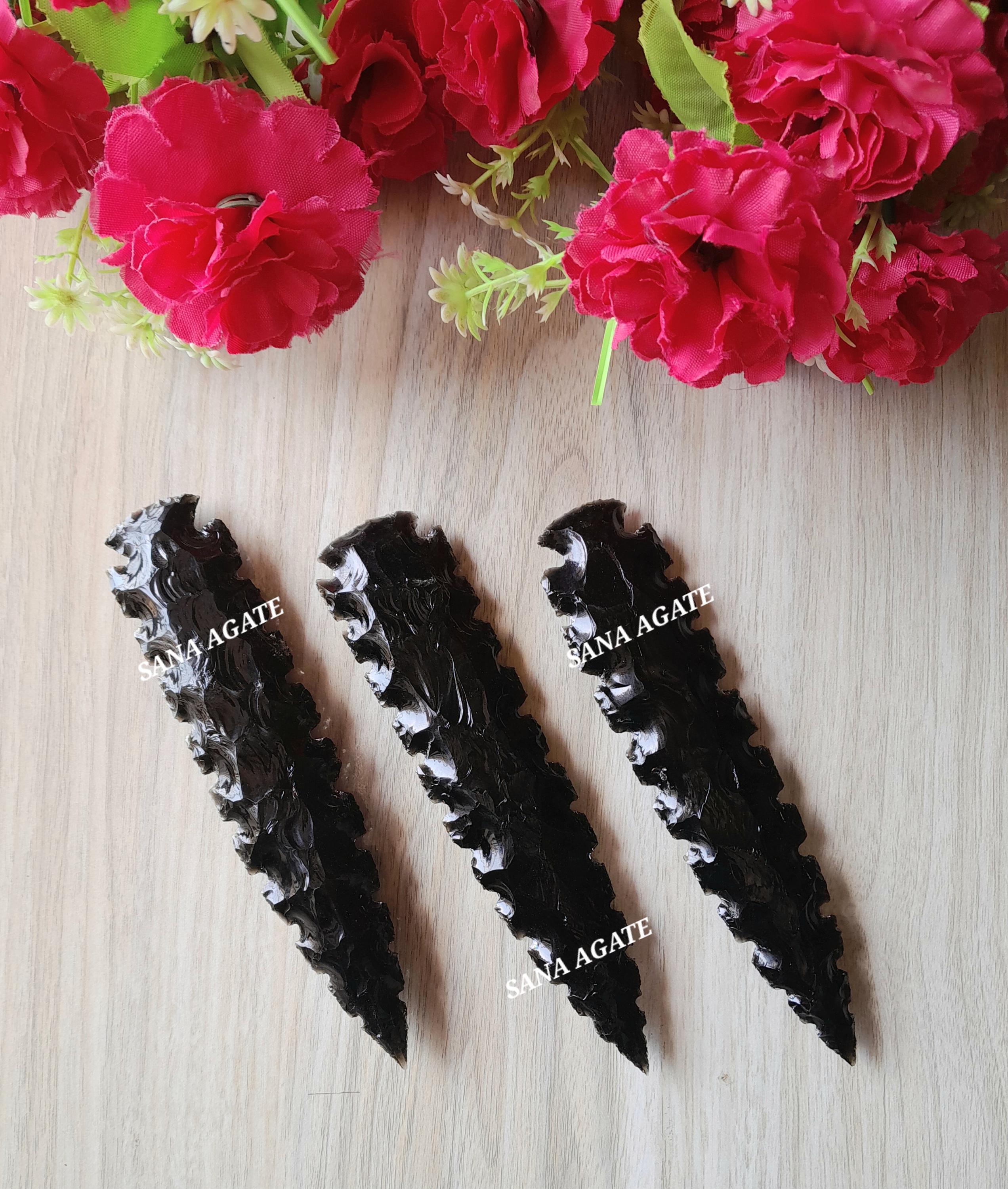 3 pointes de flèche en obsidienne noire : lame de lave taillée à la main, cristal athamé