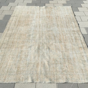 6x9 Vintage Turkish Oushak Rug: Neutral Wool-Cotton Area Rug
