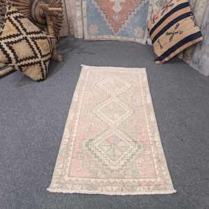 2x3 Turkish Vintage Oushak Doormat Rug Anatolian Soft Rug Unique Bath Rug 3.0x1.5 Ft Rug Handmade Wool Doormat Pastel Colored Old Door Mat