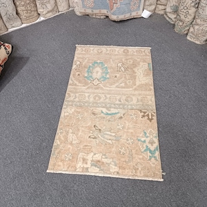 Tapis turc vintage en laine : petit paillasson d&#39;Anatolie (2,7 x 1,6 pi)