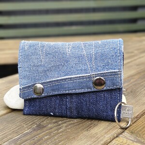 Cartera vaquera, tarjetero, monedero ecológico, accesorio compacto multicolor reciclado