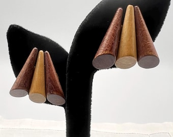 1960s Two Tone Wooden Cone Screw On Earrings Vintage - E5040