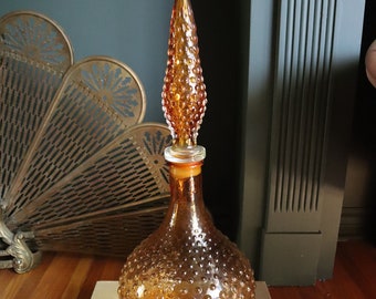 Bernsteinfarbene Glas-Hobnail-Genie-Flasche mit Glasstopfen