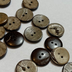 Coconut buttons 20 mm, 5 pieces, 2 holes