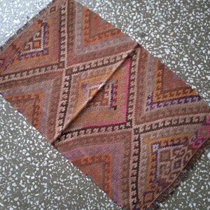 1.74&#39;X2.79 small kilim, turkish wool kilim, handmade vintage rug, turkish door mat, oushak kilim rug, vintage kilim rug, small kilim rug,