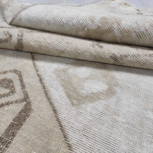 Vintage Turkish Hallway Runner Rug: Handwoven Wool & Cotton, 2.8&#39;x11.2&#39;