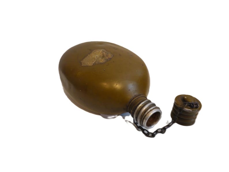 Vintage Military Aluminum Flask Red Vyborg 1953 Ukrainian Armed Forces War Ukraine russia image 8