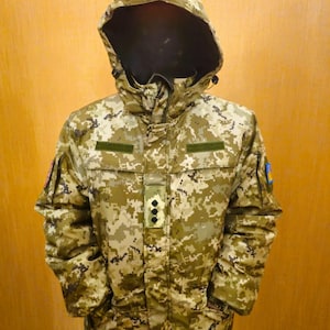 ウクライナ軍ピクセルmm-14のミリタリー迷彩ピーコート、フード