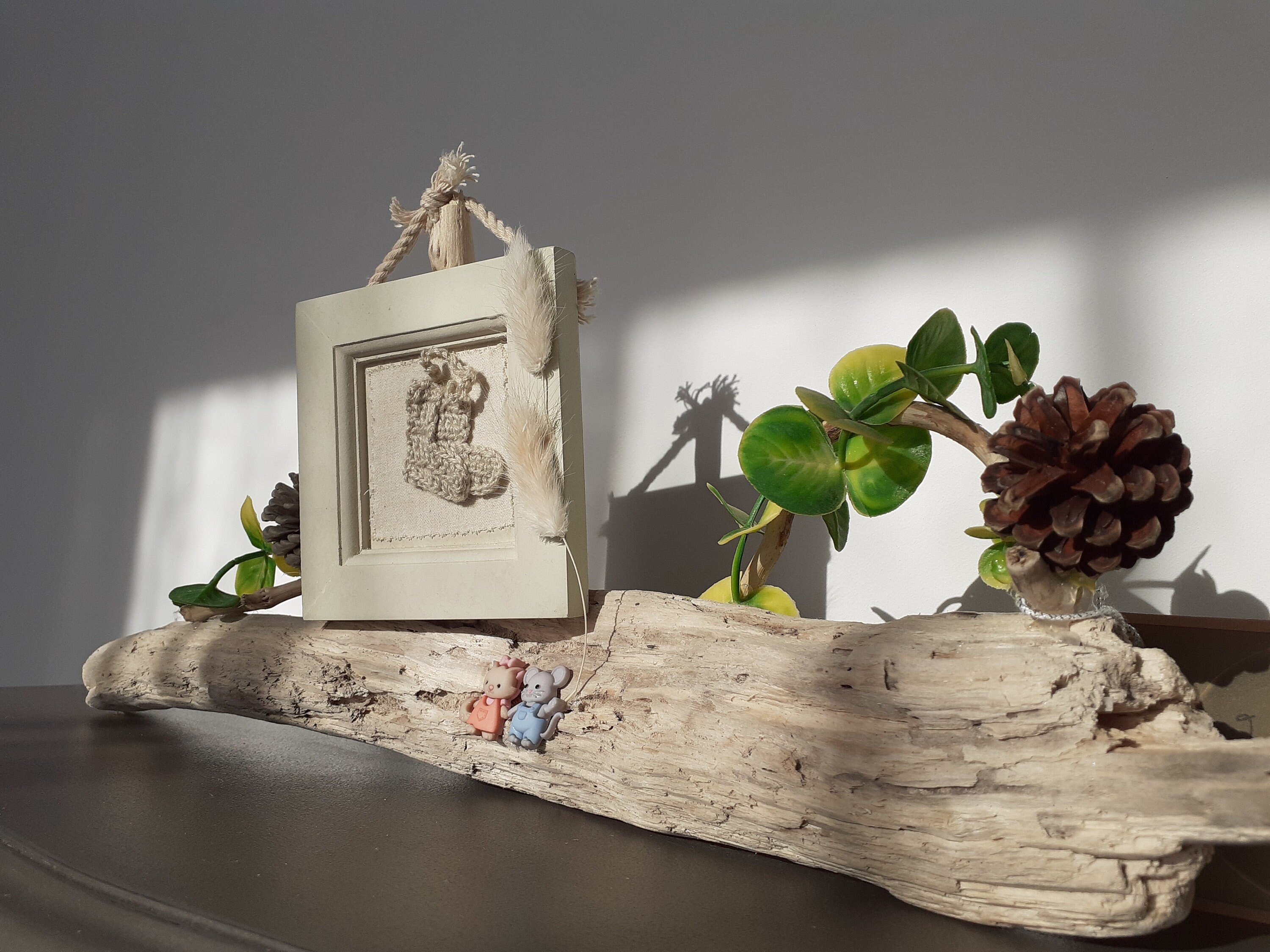 Décoration Pour Chambre d'enfant en Bois Flotté, Création Artisanale, Made in France.