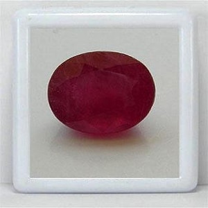 Rubí tailandés - Ovalado facetado