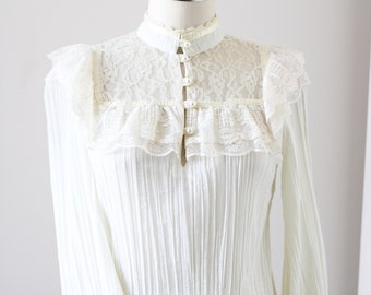 Gunne Sax Blouse 1970s Ivory gauze and lace victorian gunnies gold label size 7