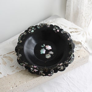 Antique Serving Tray or cake basket Victorian hand painted Papier Mache with Mother of Pearl inlay