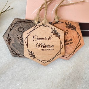 Wedding Thank You favor, Wooden Thank you Magnets, Favors for Guests, Floral Favors, Personalized Engraved Wedding Favor, Custom Wedding