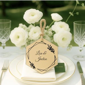 Custom Wood Ornaments Bulk - Wedding Favors, Family Reunion Gifts, Unique Guest Presents & Christmas Decoration