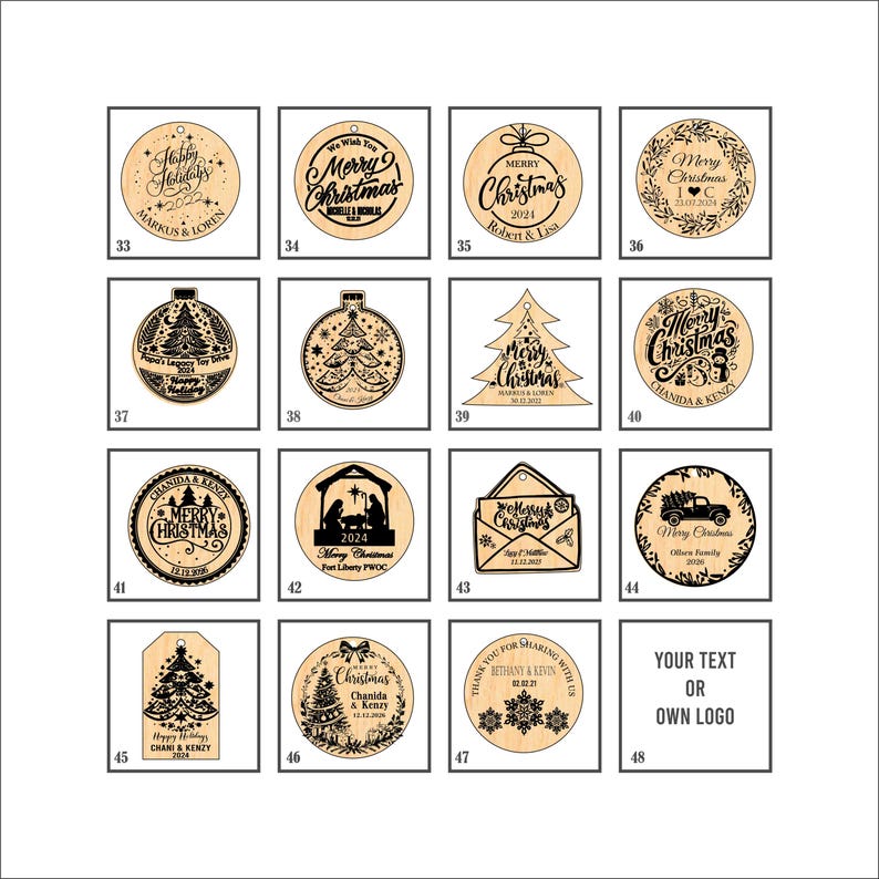 K&ouml;nnte beinhalten: Eine Sammlung von sechzehn h&ouml;lzernen Weihnachtsschmuckst&uuml;cken in verschiedenen Formen wie Kreisen, einem Baum und einem Umschlag. Jedes Ornament zeigt lasergravierte Texte, Namen, Daten und weihnachtliche Illustrationen wie B&auml;ume und Sterne.