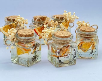 Custom Candle Wedding Favors with Dried Flowers, Bulk Wedding Favors for Guests, Personalized Wedding Gift for Guest, Wedding Thank you Gift