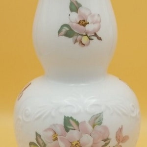 Jaeger and Bo Bavaria Germany PMR 10 Gourd-shaped white Vase with Dogwood Flowers Beautiful Bavarian Vase