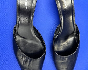 Vintage Burberry Black Kitten Heel Shoes - Size 41 - Made in Italy