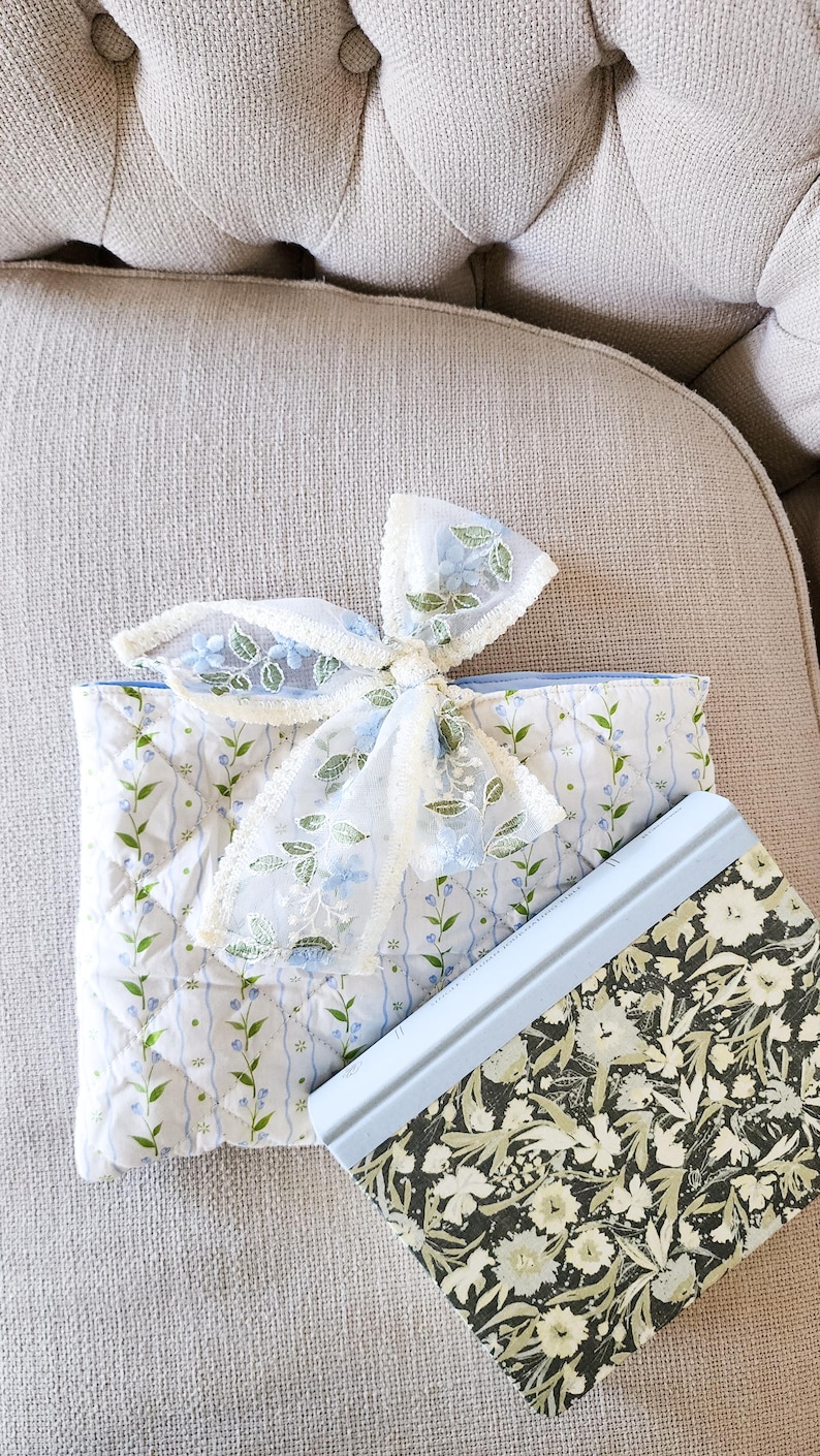 Large Book Sleeve with Lace Ribbon, Quilted Book Cover with Lace Bow, Christmas Gift for Book Lovers, Pink Floral Bow Tie Padded Bible Cover image 9