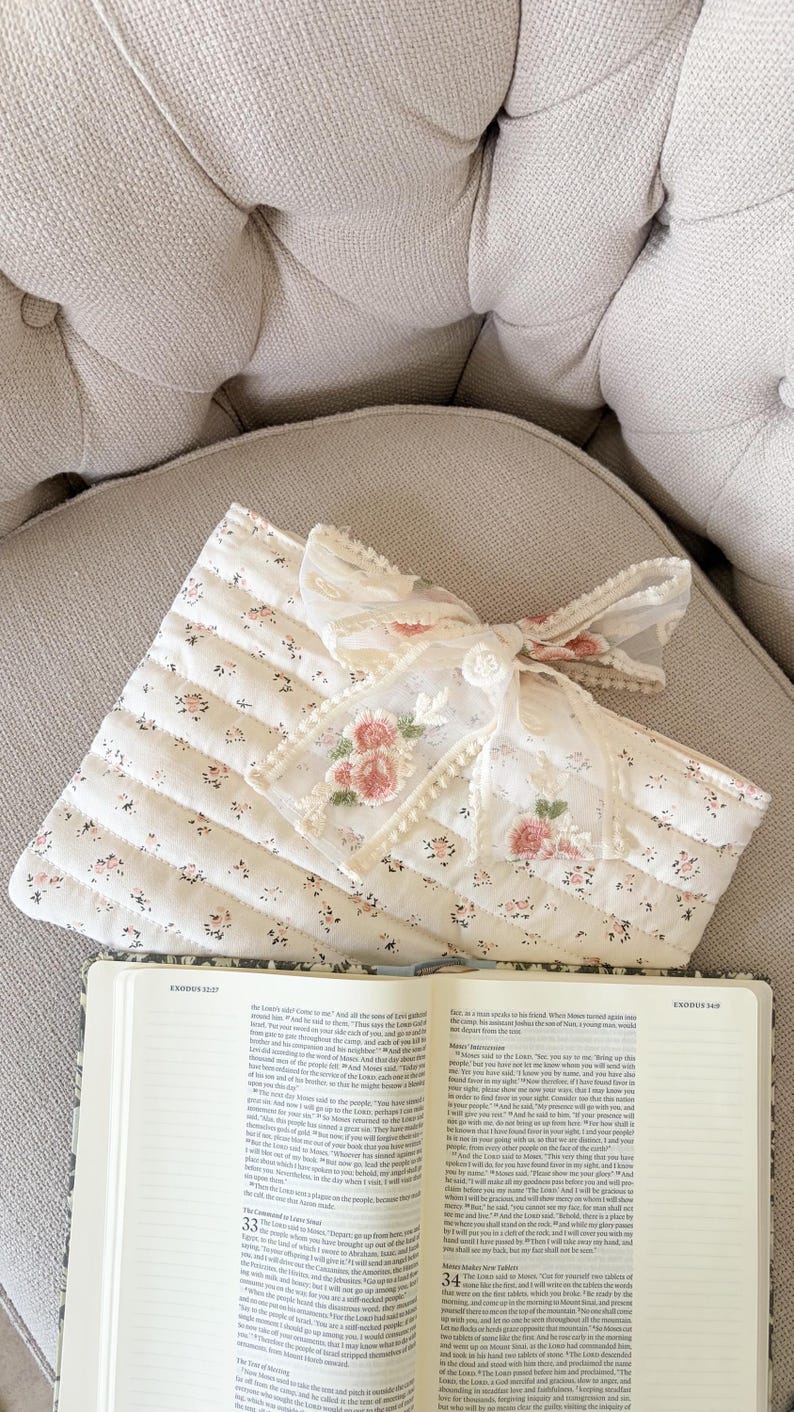Large Book Sleeve with Lace Ribbon, Quilted Book Cover with Lace Bow, Christmas Gift for Book Lovers, Pink Floral Bow Tie Padded Bible Cover image 4