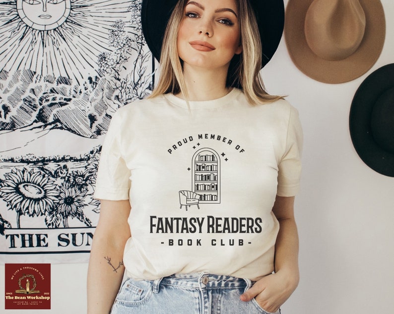 Lässkjorta, fantasyläsare bokklubb t-shirt, boklig födelsedagspresent till bokälskare från bästa vänner, bibliotekarie t-shirt till jul Natural