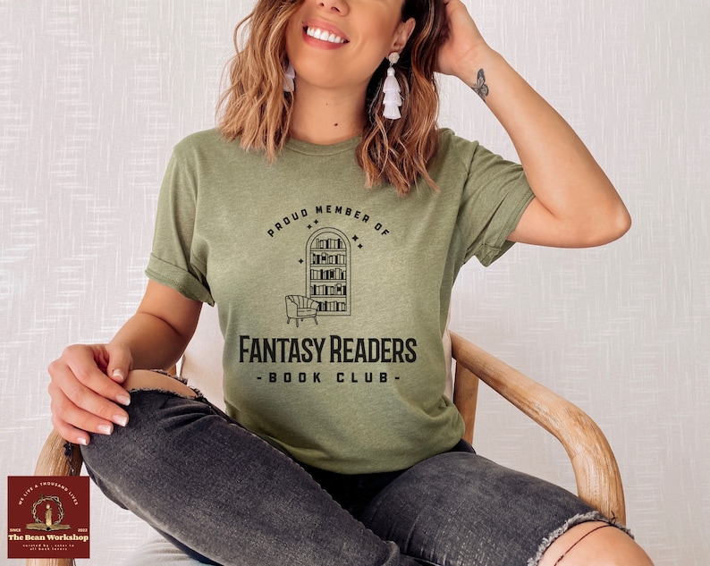 Lässkjorta, fantasyläsare bokklubb t-shirt, boklig födelsedagspresent till bokälskare från bästa vänner, bibliotekarie t-shirt till jul Heather Olive