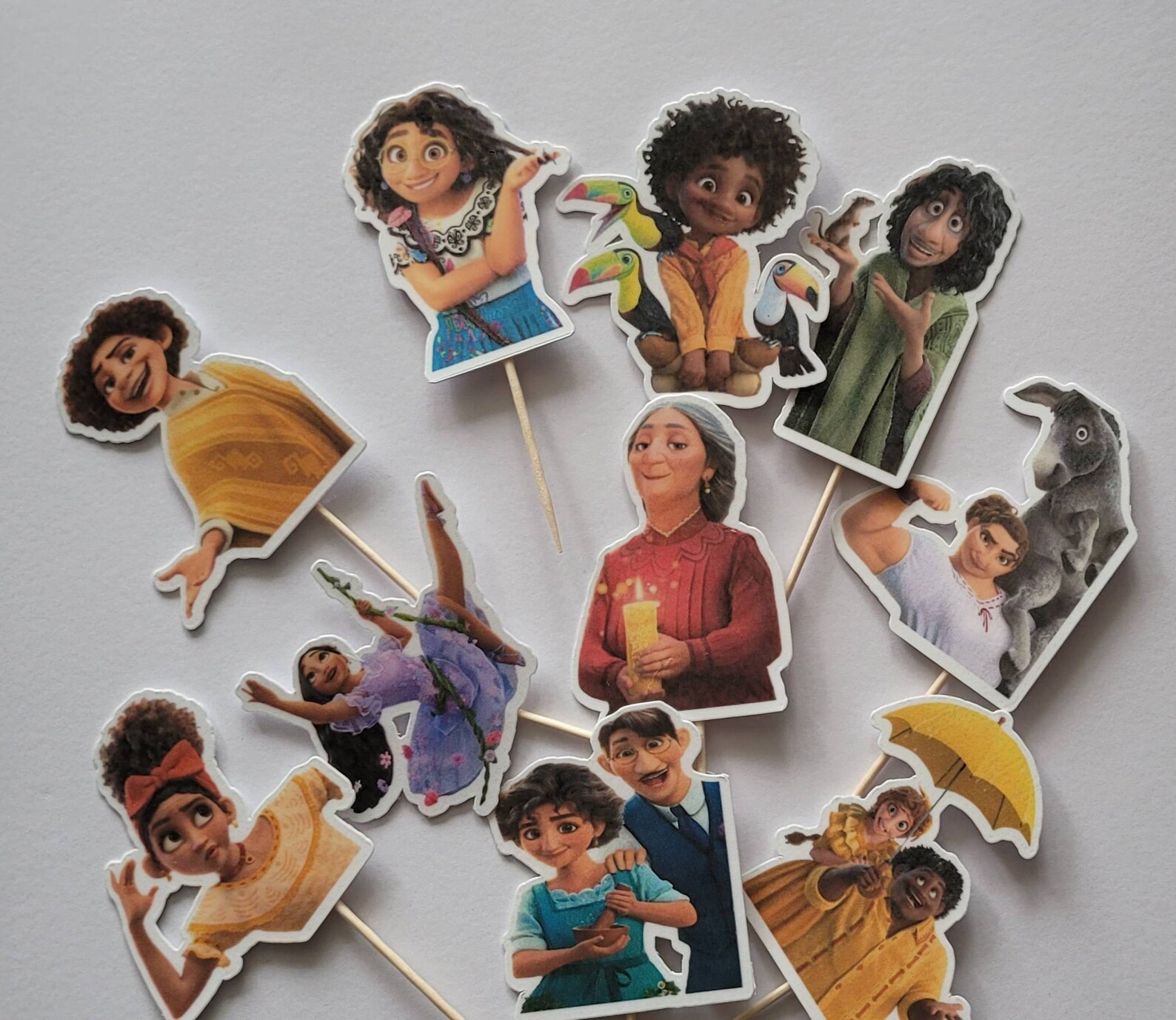 Encanto Cupcake Toppers Encanto Decor Encanto Characters Etsy