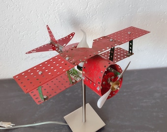 Meccano, the red plane light