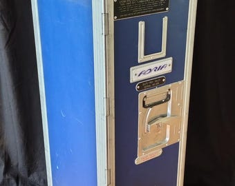 Adria duty free sales halfsize airline trolley - airline cart in very nice condition.