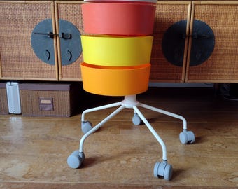 Kolorowy wózek Ikea Klyftig PSdesign - stworzony przez Marię Hedensjo