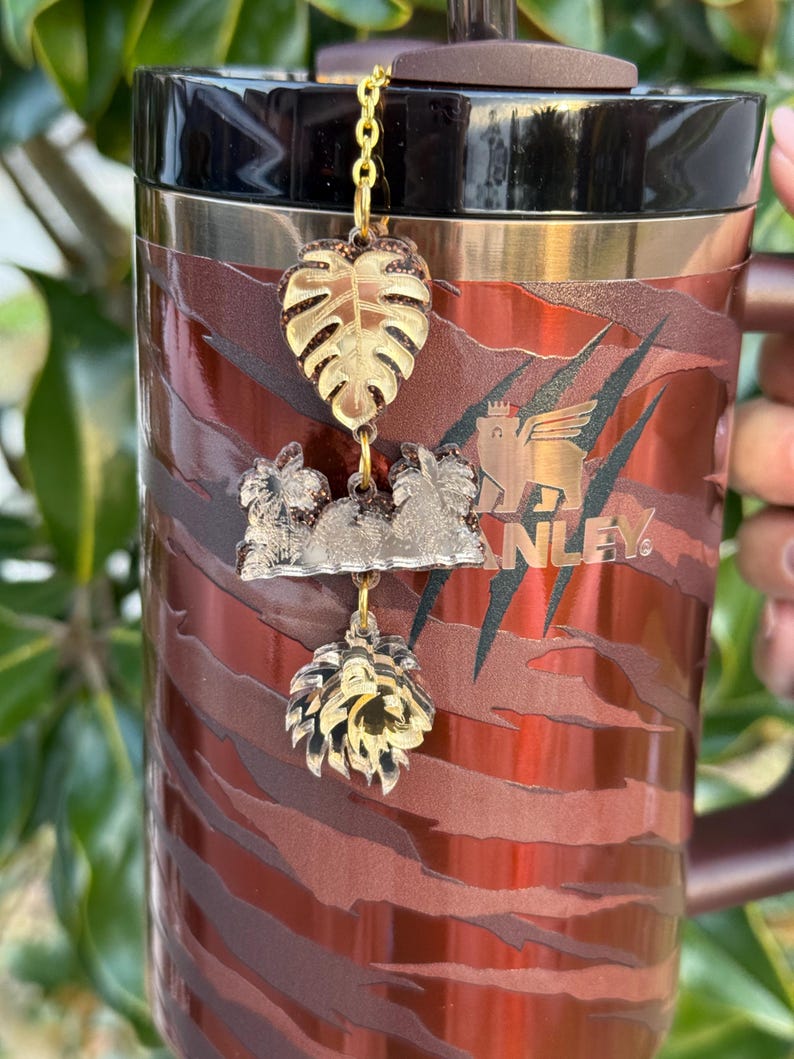 40oz quencher plate, stanley name tag, stanley name plate, stanley tag 40oz, tumbler name plate, mug name tag, stanley accessories, straw charm, tumbler bow, leopard tumbler, personalized name, tyla tyger stanley, tiger print stanley