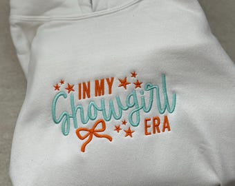Sweat-shirt brodé Showgirl, col rond brodé cow-girl rodéo, sweat-shirt brodé showgirl western, pull brodé showgirl