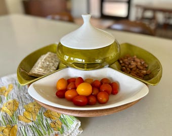 California Pottery-snackset met luie Susan, 8-delige hors-d'oeuvres-serveerset, groen en wit keramiek jaren 60 interieur, vintage servies