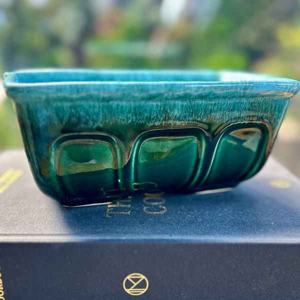 Hull pottery planter F469, vintage ceramic container, blue green ombre glaze, rectangular jardiniere, 1960s pottery made in Ohio USA